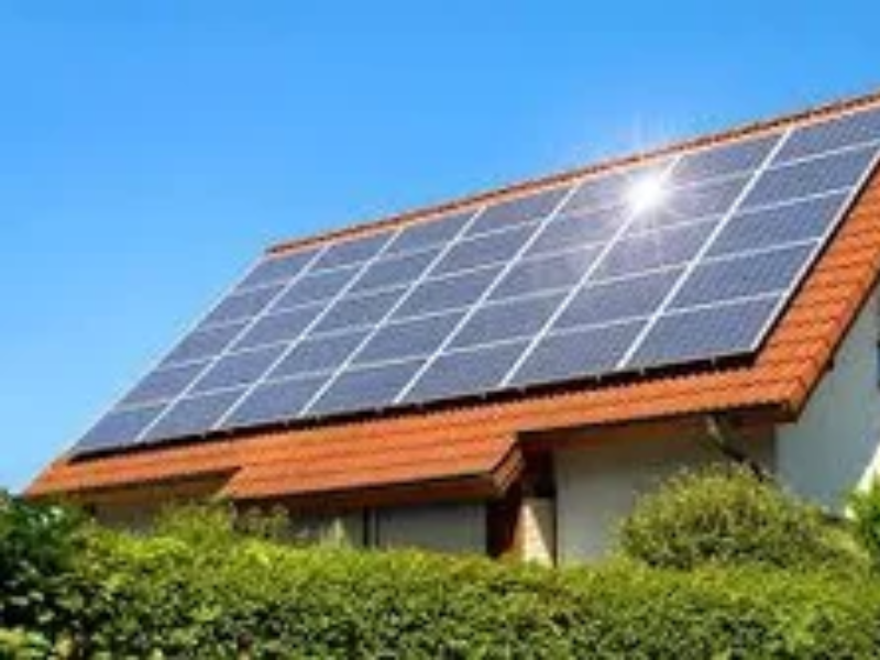 Professional solar panel cleaning in Bendigo for peak efficiency.